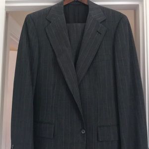 Tom James Executive Collection Men’s Suit